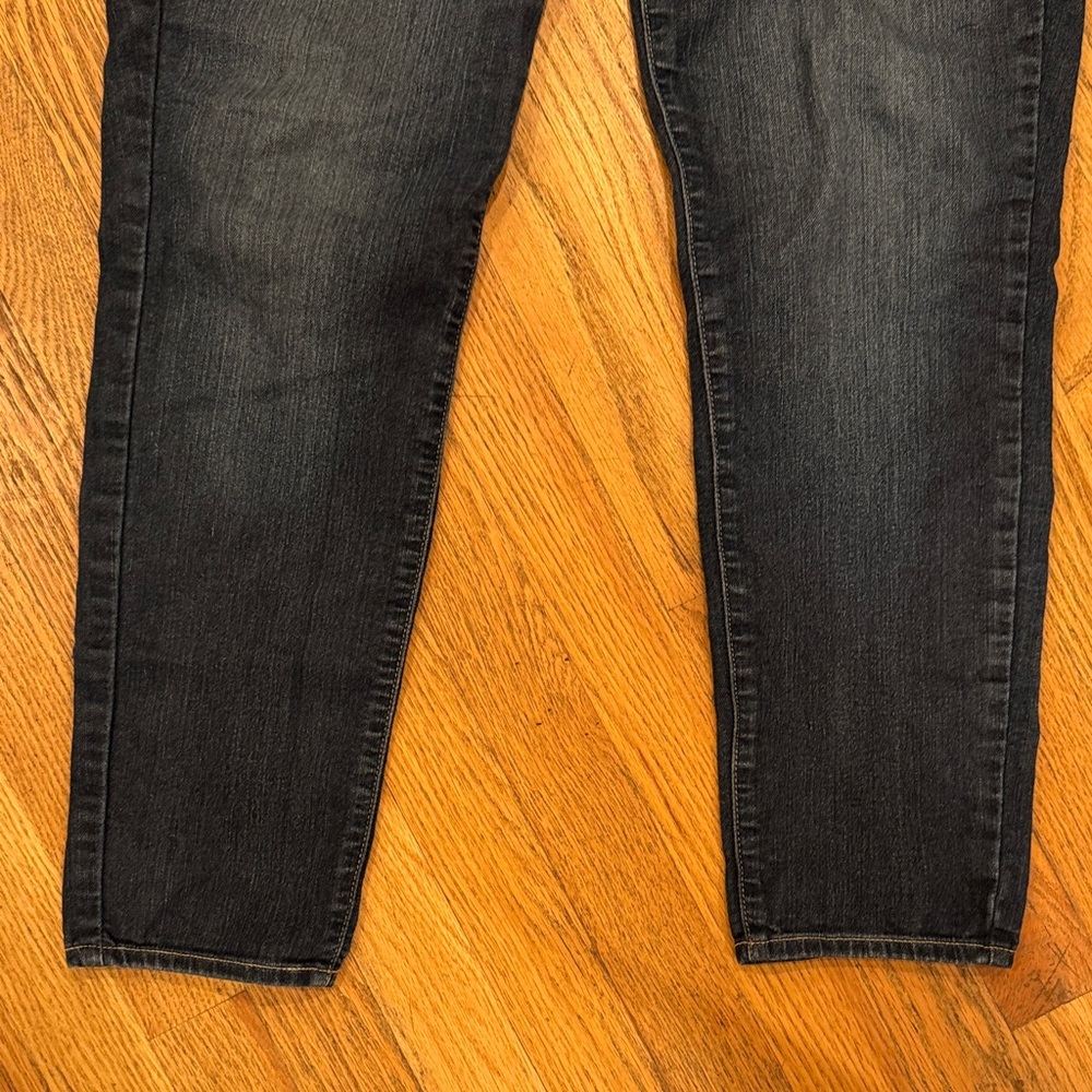 PAIGE Women's Dark Wash Skinny Jeans - Picture 8 of 11